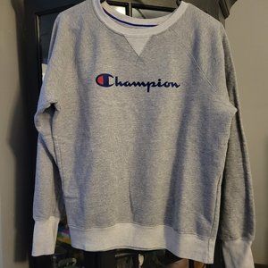 Champion crew neck sweater unisex or best offer